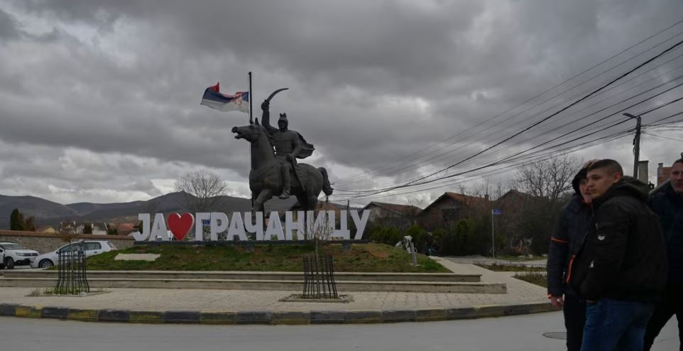Arrestohen shtatë persona në Graçanicë për shantazh ndaj votuesve para zgjedhjeve
