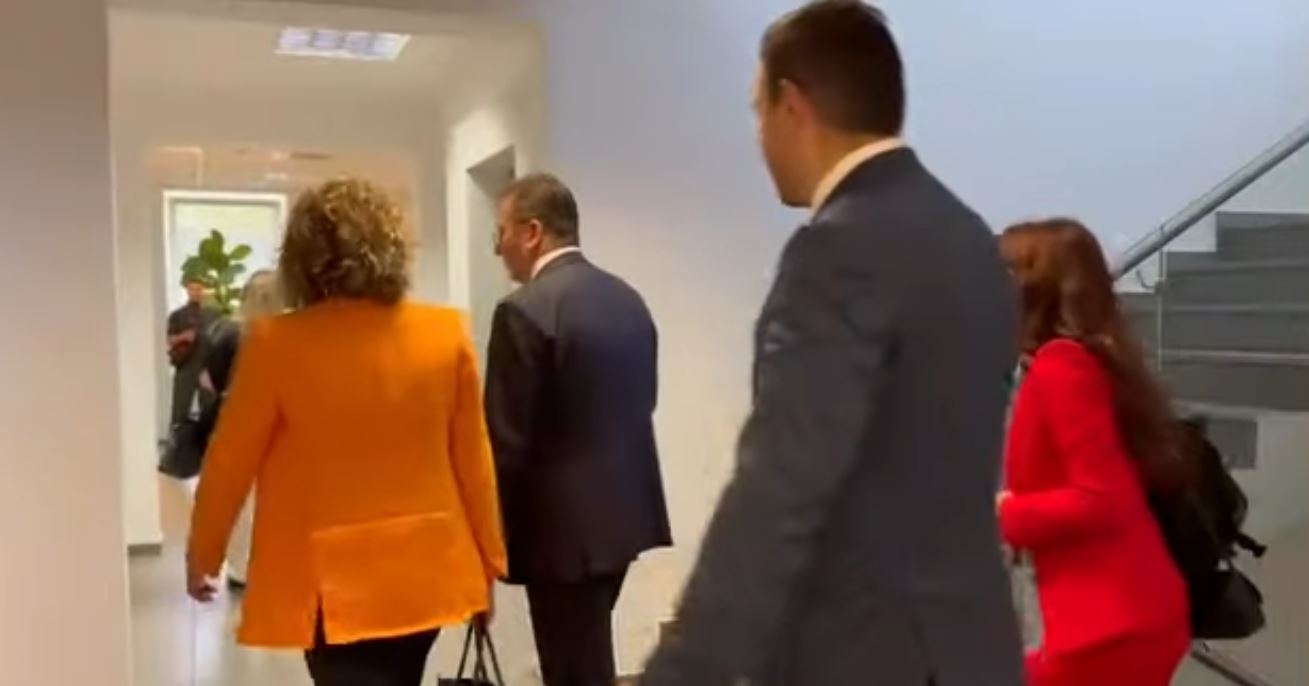 Sekretarja e Përgjithshme e EEP  Montserrat shkon në selinë e PD  takohet me Berishën