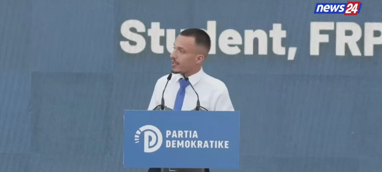  Duhet të ishim të bashkuar   Orest Berberi  PD së i duhen njerëz që nuk ndryshojnë qëndrim sipas interesit person   