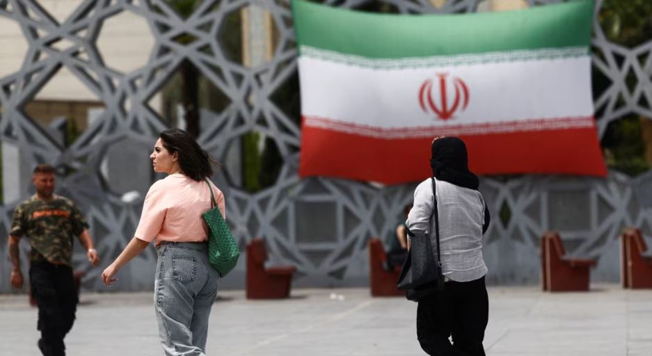 Irani kërcënon SHBA-në: Lufta do të rifillojë sipas komandantit të IRGC
