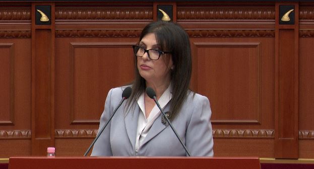 pastori-foli-per-kapitale-se-topalli-shqiperia-s-mund-te-integrohet-ne-be-duke-notuar-ne-korrupsi