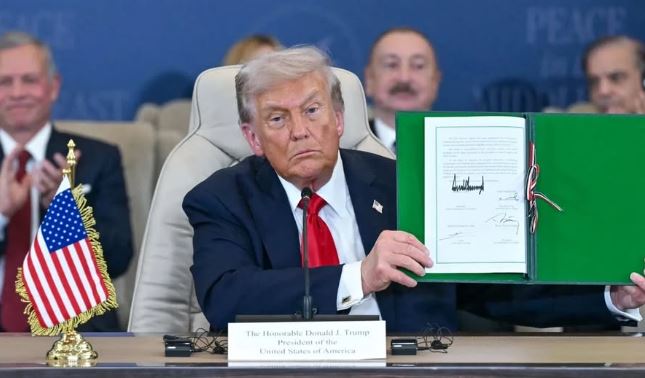 Trump Bordi I Paqes