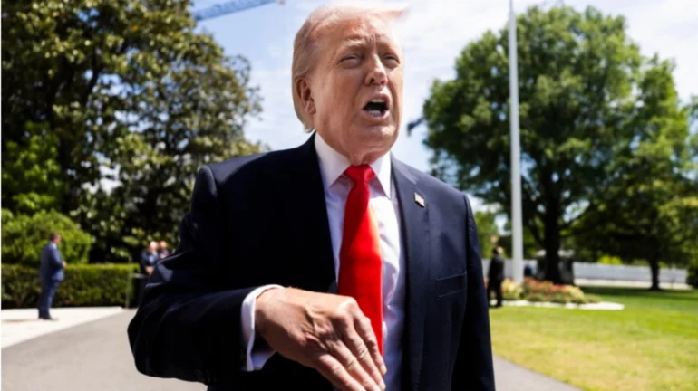 Trump D