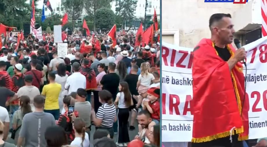  Isha këtu edhe në 21 janar 2011   Protestuesi para Kryeministrisë  Katër shokët e mi u vranë për të sjellë në pus   