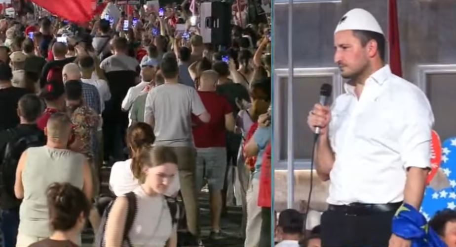  Mos duroni më tranzicionin dhe korrupsionin    Zv Presidenti i PE i bashkohet protestës  vendos qeleshen në   