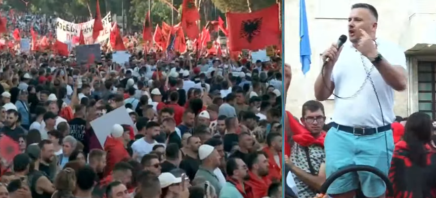 pushtojini-keta-pengmarres-me-fuqine-e-skenderbeut-protestuesi-nga-diaspora-rreqeth-me-vargjet-e-fishtes-kthehuni-shqiptar
