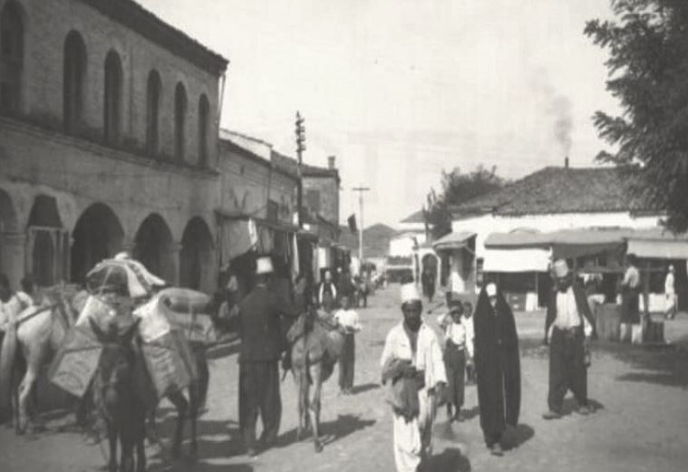  Në mbrëmjen e 18 shkurtit 1931  rreth orës 20 00  një ditë pasi ishte kthyer nga Shqipëria  në rrugën  Dalmatinska  nr  6  Mi   