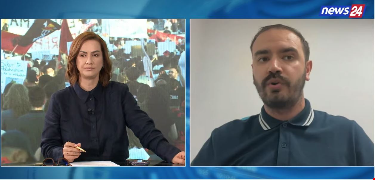 Protestat masive kundër qeverisë/ “Shqiptarët kërkojnë rrëzi