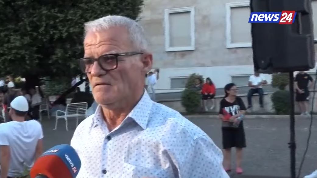  Ia kam dhënë votën  por e kam prishur kontratën me Ramën   pensionisti nga Vlora në protestë  SPAK t i hapë dosjen atij   