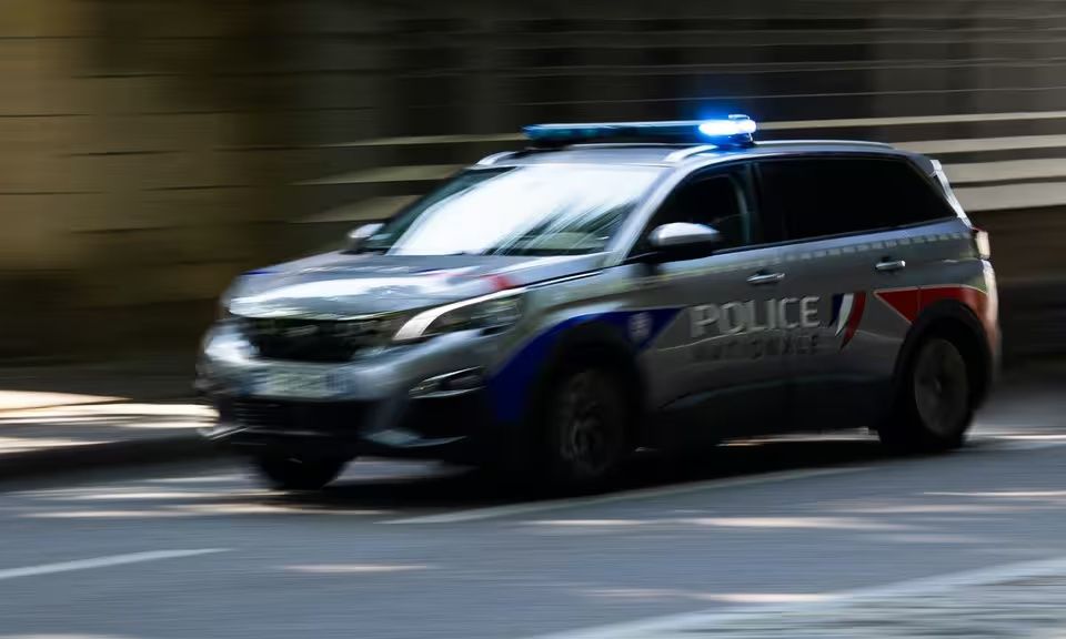 Tjetër viktimë nga vapa në Francë  Nëna po flinte  babai punonte në oborr  3 vjeçari gjendet i vdekur në makinë