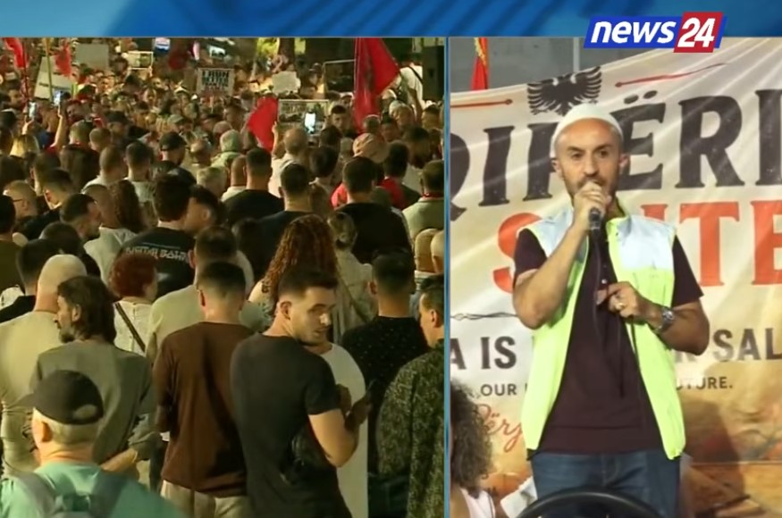 Protestuesi  Mediat botërore dhe rrjetet sociale rrëzuan propagandën e Ramës dhe të Endri Fugës  S ka ilaç që i shëron 