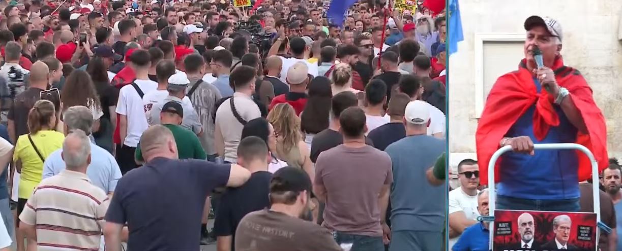  Ta rrëzojmë qeverinë e korruptuar   20 ditë revoltë ku kërkohet dorëheqja e Ramës  qytetari thirrje  Shqiptarë lërini kafet     