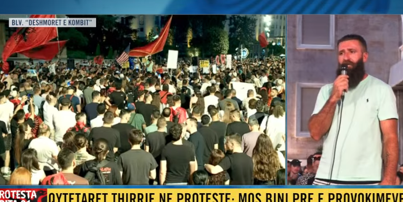  Shqiptari i përulet vetëm Zotit të madh  nënës që i ka bërë kokën dhe flamurit   Ishte mes personave të shoqëruar në polici     