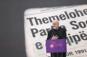 Edi Rama Ne Foltore