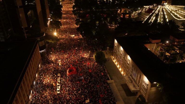 Protesta E 22 Të
