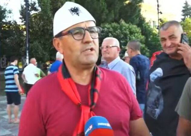 Qytetari Ne Proteste