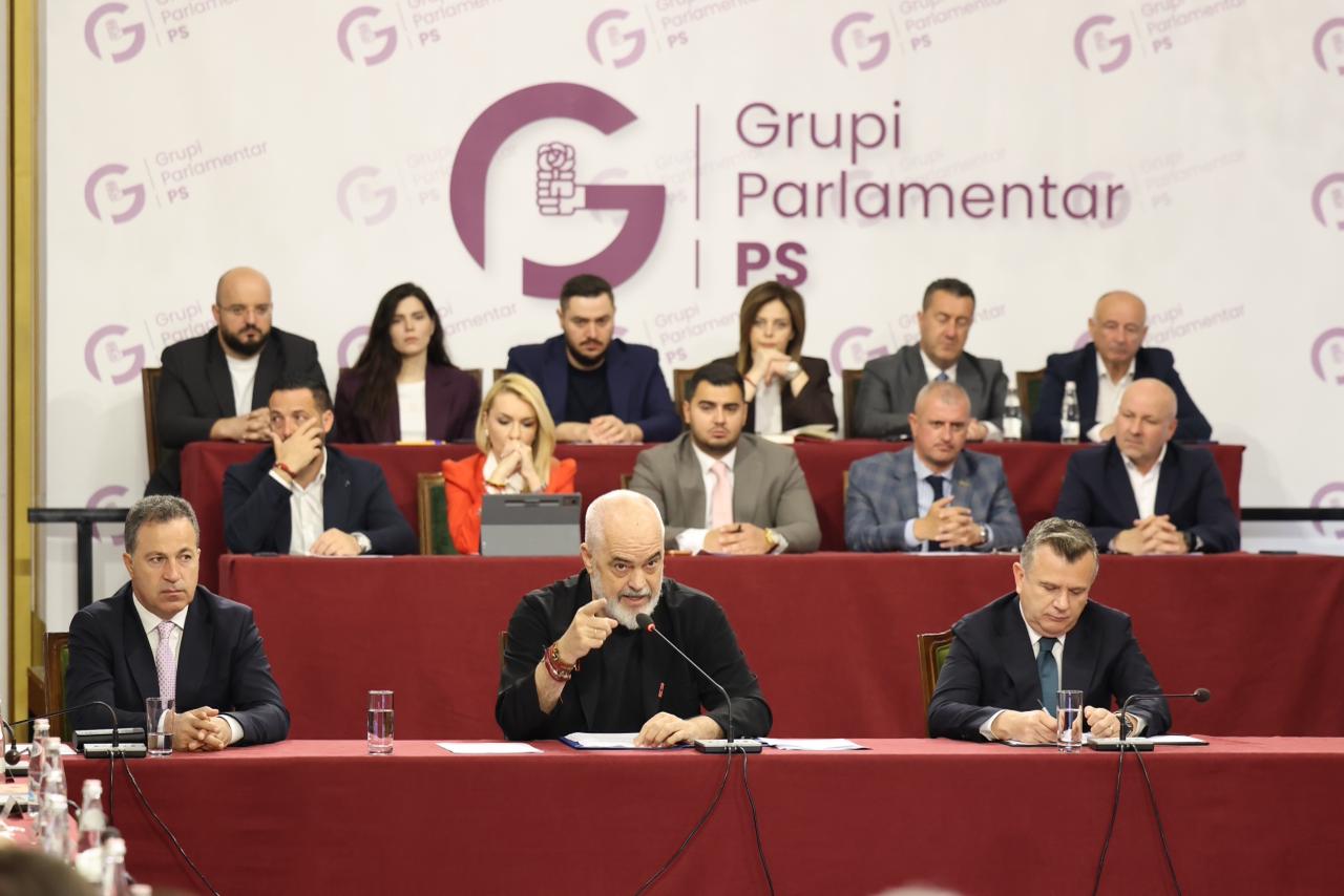 Protestat për Zvërnecin  Paralajmëron Rama  Po vazhduat edhe ca ditë kështu do të ndodhë tragjedia e Porto of Montenegro  E nd   