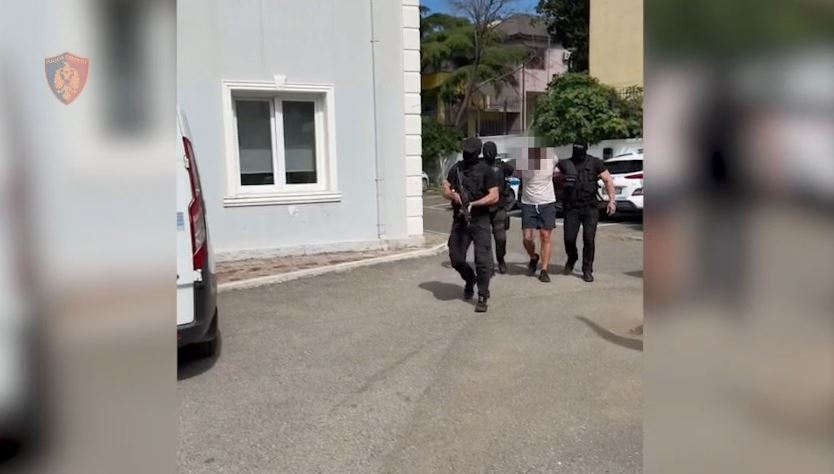 VIDEO  Akuzohet për tentativë vrasje në Spanjë  arrestohet në Shëngjin 22 vjeçari  Pritet ekstradimi i tij