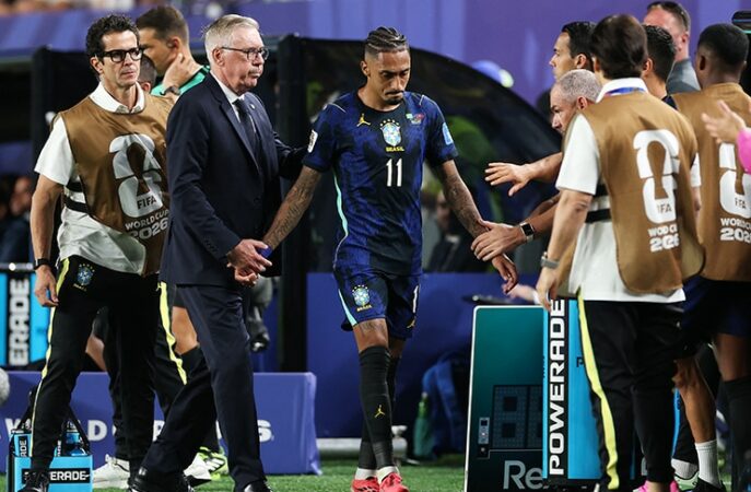 Brazil Suffer Raphinha Injury Scare During Haiti Clash