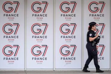 G7