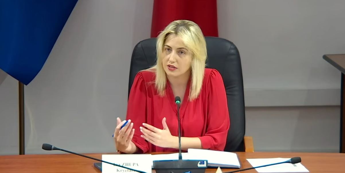 alarmi-i-unesco-s-aktakuze-ndaj-politikes-se-betonizimit-te-qeverise-ina-zhupa-liqeni-i-ohrit-rrezikon-te-fut