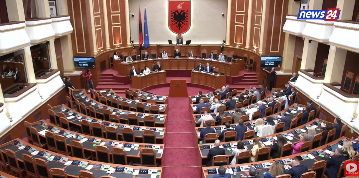 Kuvendi mbyll sesionin ditën e hënë  seanca e fundit në kulmin e protestave kundër Ramës