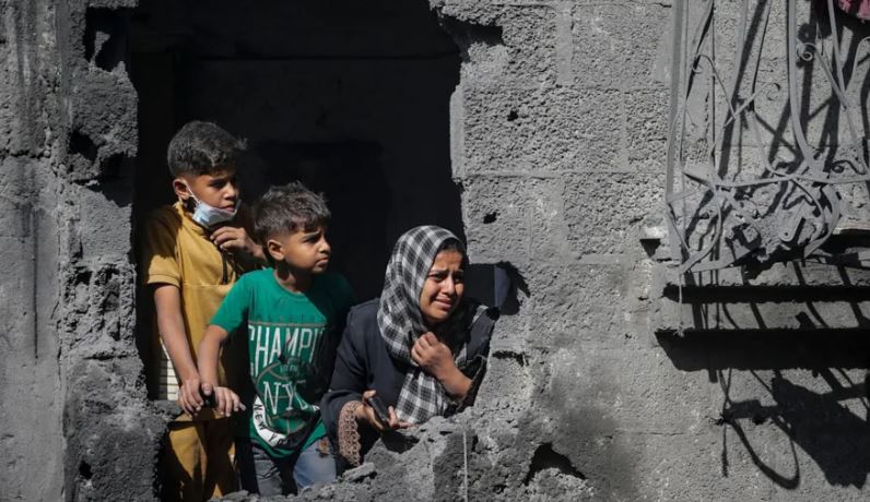Izraeli kreu gjenocid   Komisioni hetimor i OKB së  Ka shënjestruar qëllimisht fëmijët palestinezë në Gaza