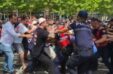 Protesta Te Parlamenti