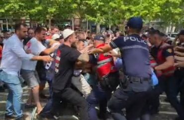 Protesta Te Parlamenti