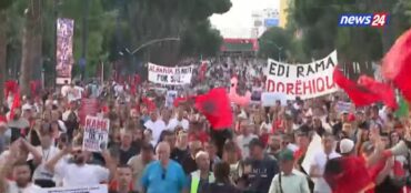 Protesta Tiranee