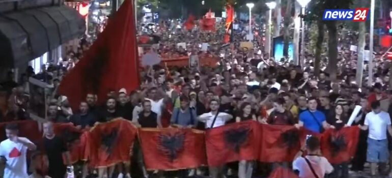 Proteste Tirane Marshim