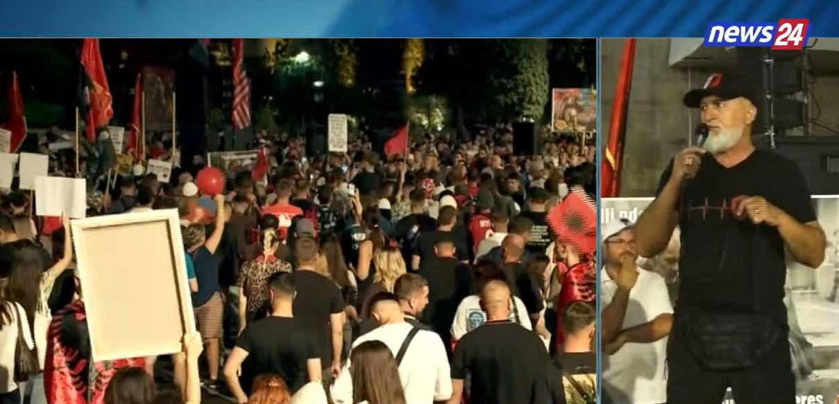 LIVE  Revolta kundër qeverisë nuk ndalet   Nuk ka negociata  Rama në fazat e fundit  po ofendon popullin   protestuesi  A doni   
