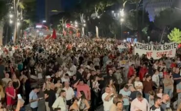 Tirane Proteste