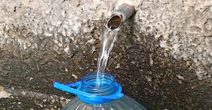 Uji i pijshëm në fshatin Paulesh jashtë standardev