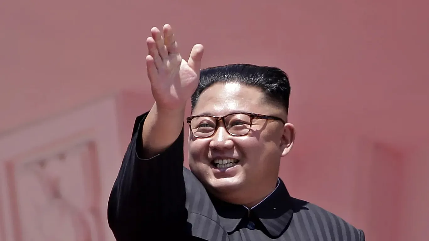 Koreja e Veriut nuk ndal ambiciet luftarake  Pheniani zotohet të forcojë forcën bërthamore në cilësi dhe sasi