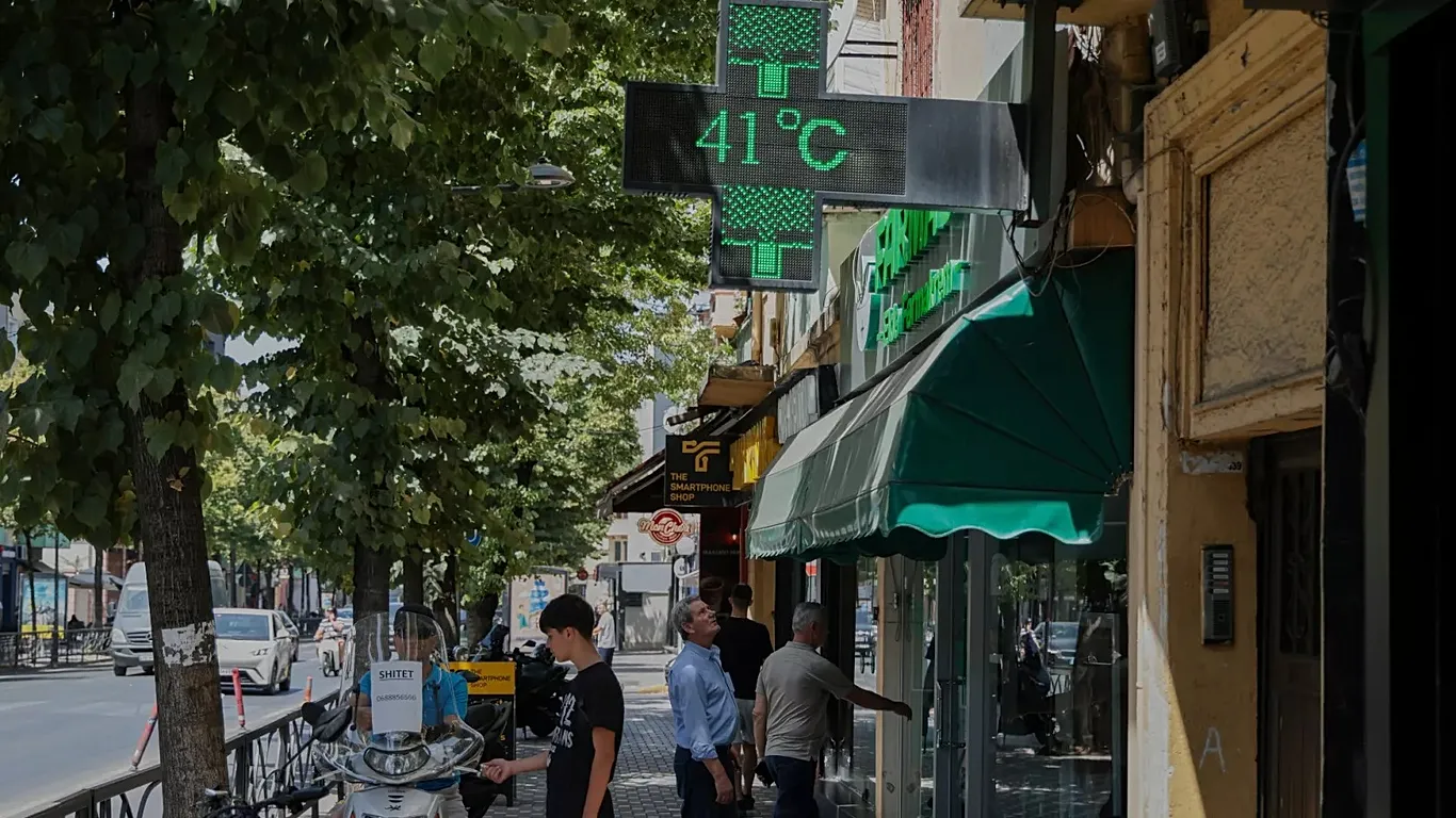 ECDC bgre alarmin  Valët e të nxehtit në Evropë po nxisin sëmundjet infektive