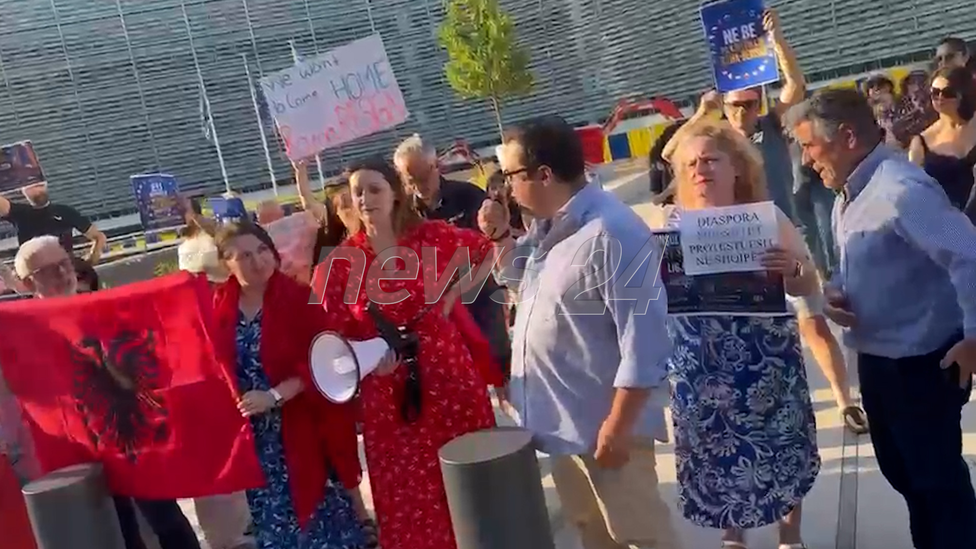 46 të ditë revoltë për dorëheqjen e Ramës  Presidenti i EDS nga Brukseli  Rinia shqiptare po frymëzon gjithë Europën