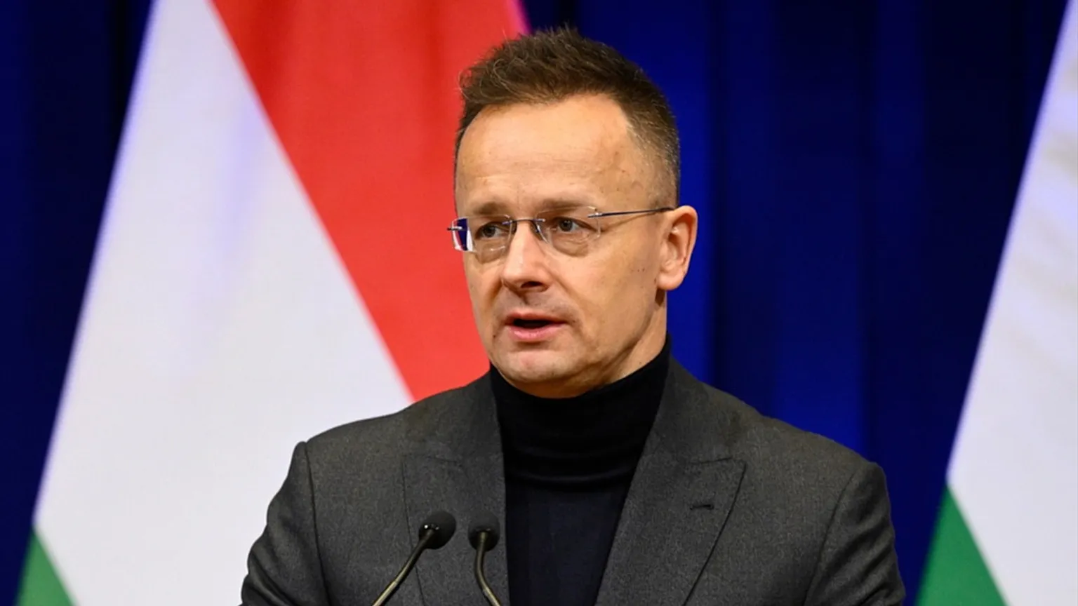 Hungaria nis hetimet për ish ministrin e Jashtëm Szijjártó  Magyar  Ka pasur marrëdhënie të ngushta me Rusinë