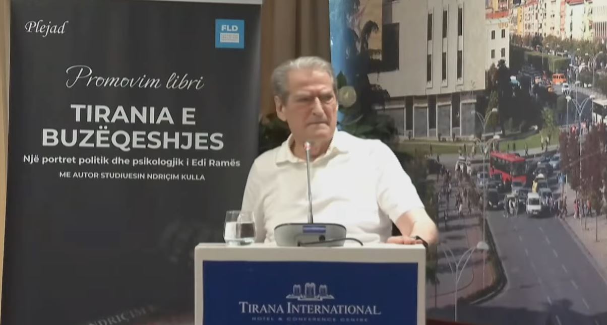 berisha-ne-promovimin-e-librit-tirania-e-buzeqeshjes-rama-shkretoi-popullaten-para-syve-tane-i-beri-gjemen-ket