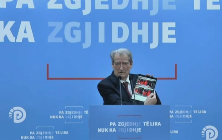 Berisha Fotot E Zyres Se Rames