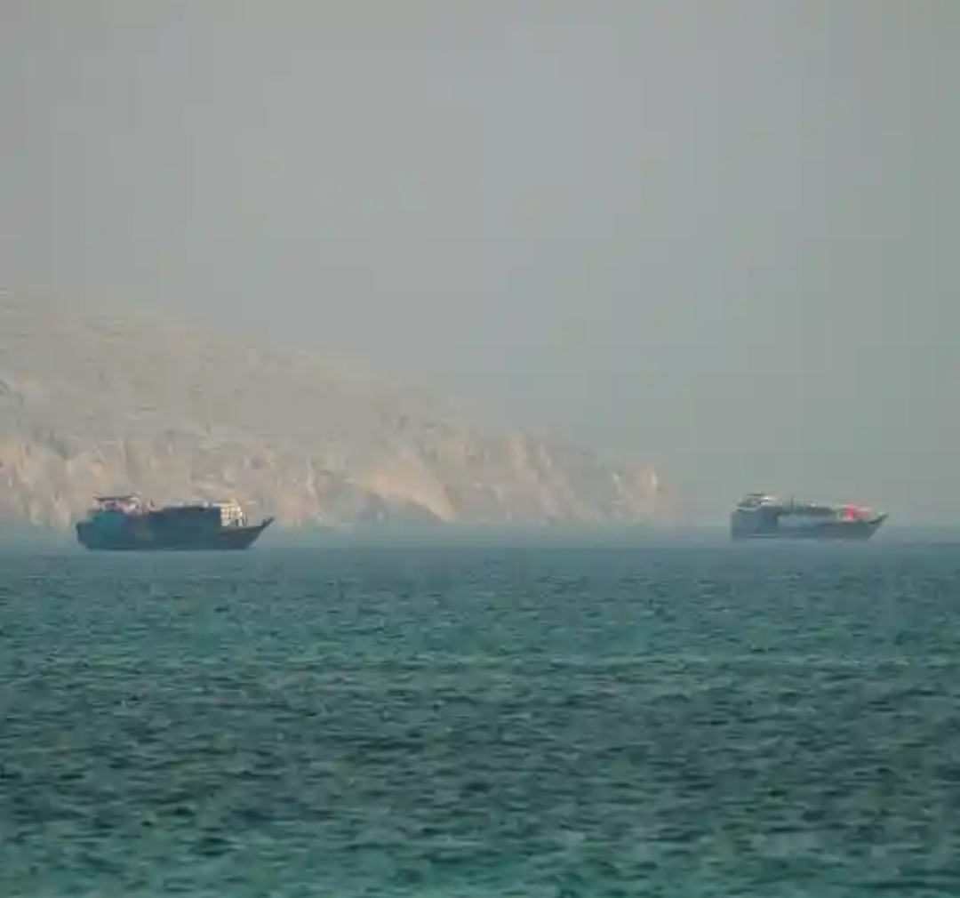 SHBA godet objektiva në Iran  Teherani mbyll Ngushticën e Hormuzit