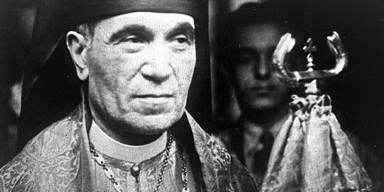 “Në 1958-ën, Fan S. Noli i dërgoi një letër senatorit John F. Kennedy, ku e uronte dhe e mbështeste për kandidaturën e tij presidenciale, duke e cilësuar atë si…”/ Historia e panjohur e Peshkopit shqiptar