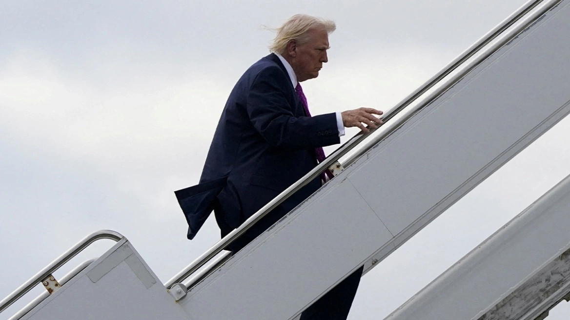 aeroporti-nderkombetar-i-palm-beach-mban-tashme-emrin-e-donald-trump