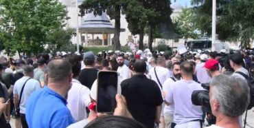 Parlamenti 1