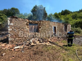 Postribe, Vdesin Nena Dhe Femijet