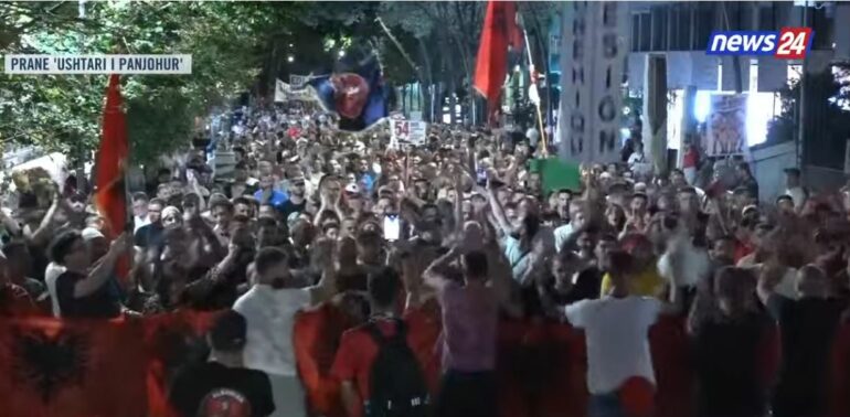 Proteseeeeeeeeeeeeeeeeeeeeeeeeeeee