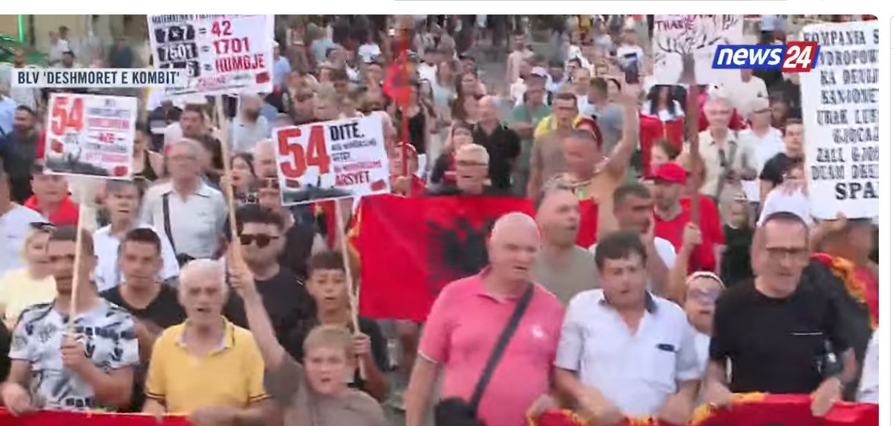 LIVE 54 ditë rezistencë dhe revoltë qytetare kundër Edi Ramës  Protestuesit nisin marshimin nga sheshi  Skënderbej    