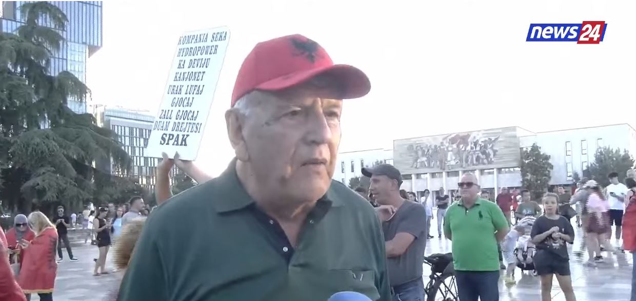 LIVE   Bashkim  organizim e rezistencë   Revolta e qytetarit  As në  90 nuk është parë kjo protestë  Qeveria më e korruptuar     