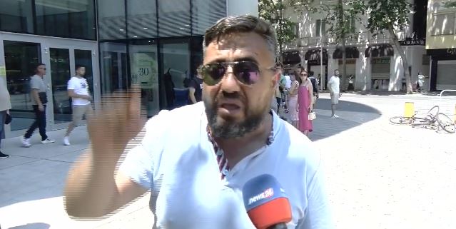  Kemi një muaj në protestë paqësorë   Revolta e protestuesit  Hodhën gaz pa mëshirë  popullin e kanë kundër  Bashkohuni për të   