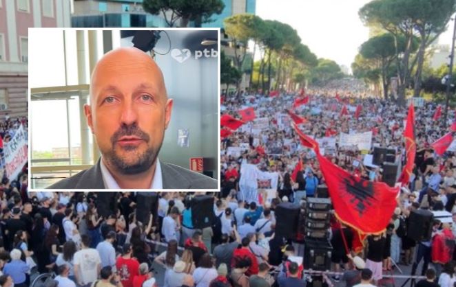 Protestat kundër Edi Ramës    Njerëzit janë mbledhur në rrugët e Tiranës prej më shumë se një muaji   eurodeputeti belg    